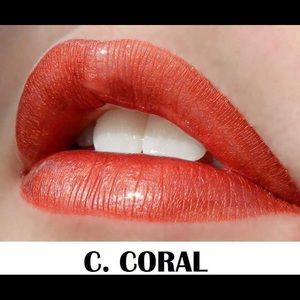 LipSense lipstick color is C. Coral NWT 🦄